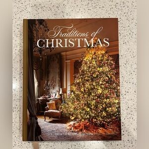 NWOT Victoria Traditions of Christmas Book